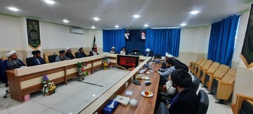 سلسله نشست های راویان مکتب حسینی ویژه مبلغان اعزامی ماه محرم برگزار می شود