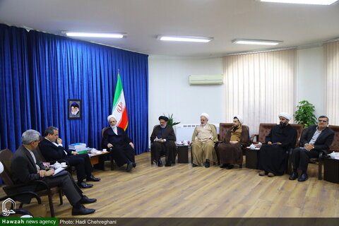 Photos/ Rencontre du ministre iranien des Affaires étrangères avec l'ayatollah Arafi