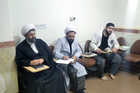 تصاویر/ برگزاری کانون های علمی در مدرسه علمیه امام صادق (ع) قروه