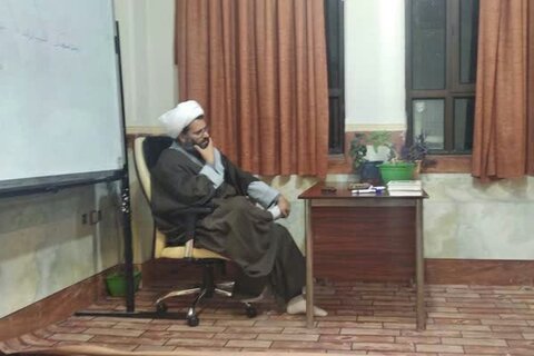تصاویر/ برگزاری کانون های علمی در مدرسه علمیه امام صادق (ع) قروه