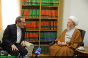 Photos / Rencontre du ministre iranien des Affaires étrangères avec le Grand Ayatollah Sobhani