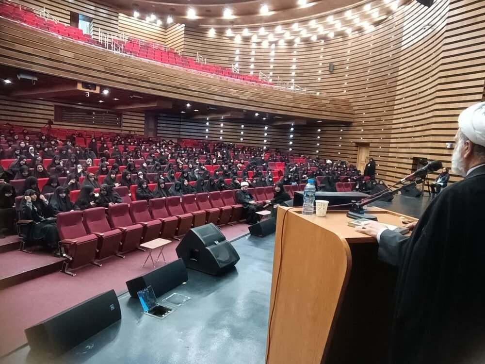 طلیعه حضور بانوان طلبه حوزه علمیه خواهران تهران طلیعه حضور بانوان طلبه حوزه علمیه خواهران تهران