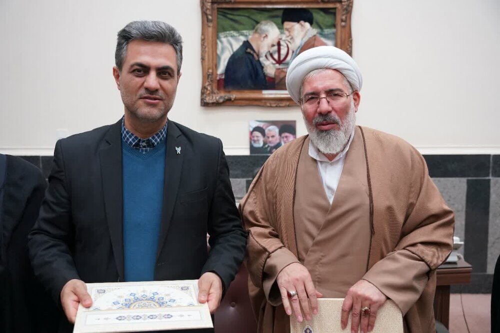 تفاهم نامه همکاری مشترک بین دانشگاه آزاد اسلامی و مرکز مدیریت حوزه های علمیه تفاهم نامه همکاری مشترک بین دانشگاه آزاد اسلامی و مرکز مدیریت حوزه های علمیه