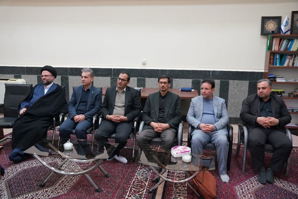 تفاهم نامه همکاری مشترک بین دانشگاه آزاد اسلامی و مرکز مدیریت حوزه های علمیه تفاهم نامه همکاری مشترک بین دانشگاه آزاد اسلامی و مرکز مدیریت حوزه های علمیه