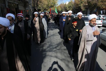 تصاویر/ قافله عزای فاطمی مدرسه علمیه سفیران هدایت رهنان و مدرسه علمیه صاحب الزمان(عج)