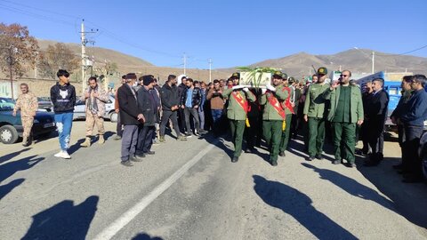 تصاویر/ مراسم وداع با پیکر شهید گمنام در روستاهای شهرستان چالدران