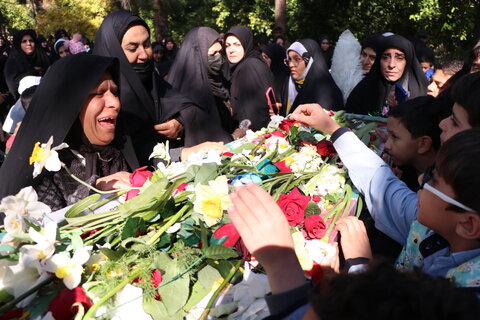 تصاویر| استقبال از شهید گمنام مدرسه مهدوی