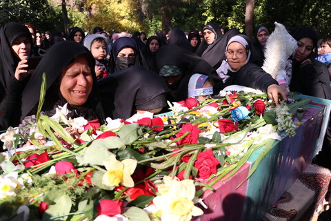 تصاویر| استقبال از شهید گمنام مدرسه مهدوی