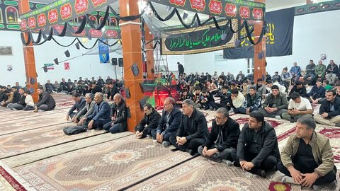 تصاویر/ مراسم عزاداری شب شهادت حضرت زهرا (س) در مسجد جامع روستای چورس شهرستان چایپاره