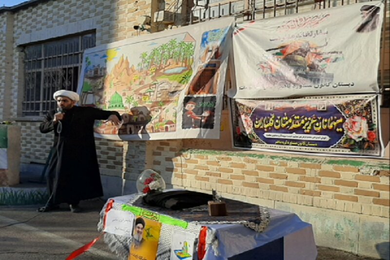 آئین پردهخوانی به مناسبت ایام فاطمیه در مدارس کرمانشاه برگزار شد+ عکس