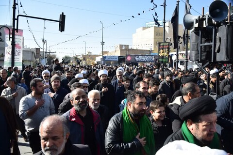 تصاویر/ دسته عزاداری روز شهادت حضرت زهرا (س) با حضور آیت الله العظمی وحید خراسانی