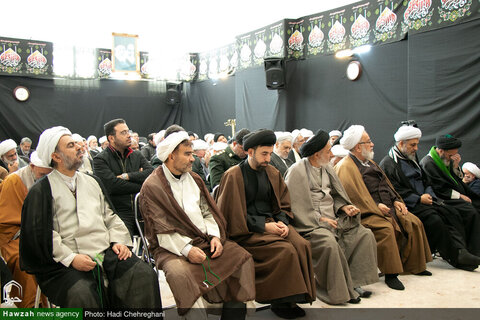 Photos/Cérémonie de deuil du martyre de Hazrat Zahra (PSL) à la Maison du Grand Ayatollah Noori Hamadani