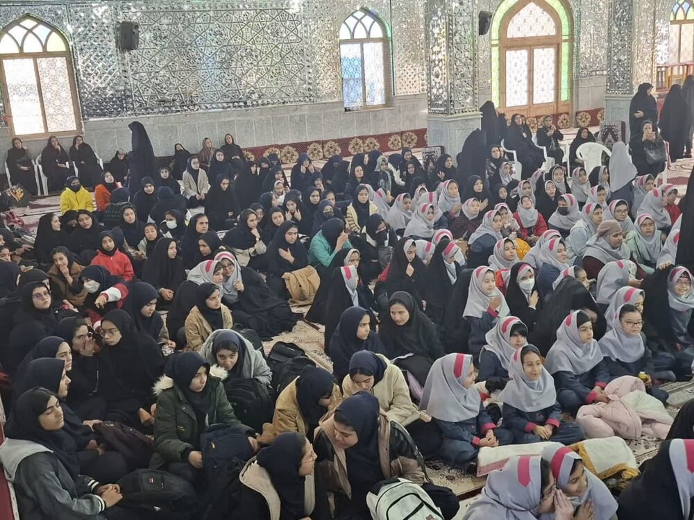 مراسم عزاداری هیئت دانش آموزی مدارس قمصر برگزار شد