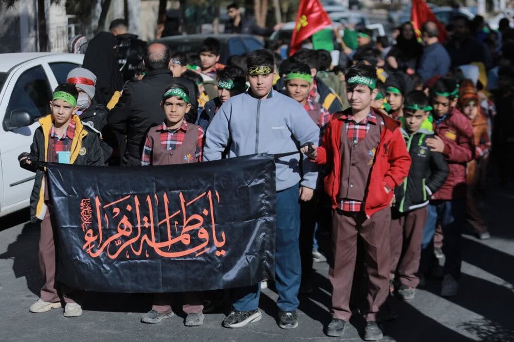 اجتماع دانشآموزی نسل فاطمی به مناسبت شهادت حضرت زهرا(س) در کاشان