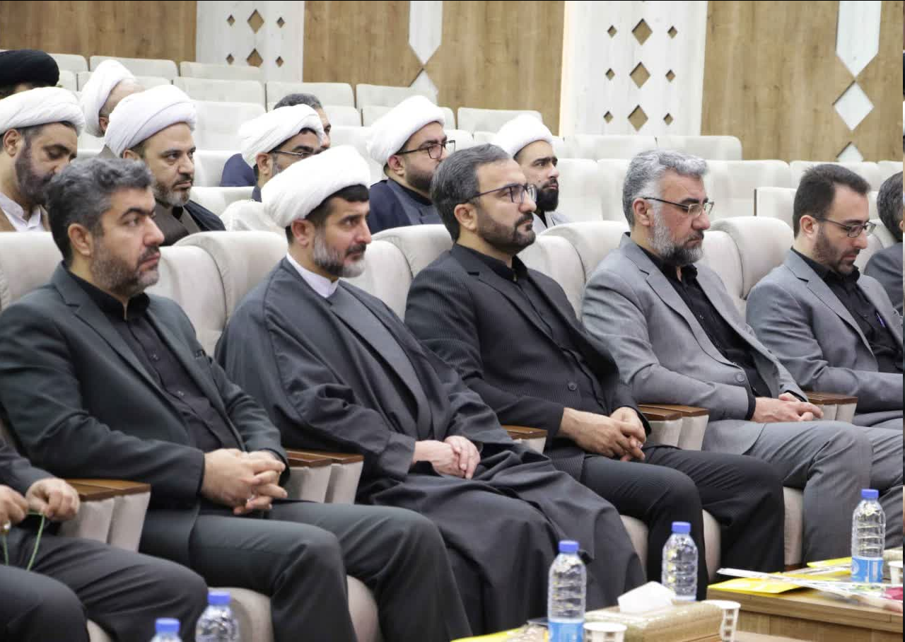 نشست همافزایی معاونین اجرایی مراکز خدمات حوزه برگزار شد