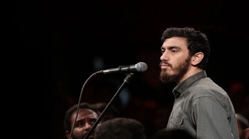 برگزاری مراسم مناجات‌خوانی با نوای مهدی رسولی در آخرین شب‌های ماه مبارک رمضان