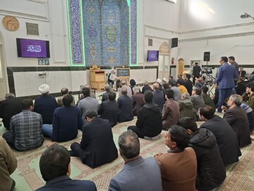 تصاویر/ محفل درس هایی از قرآن استاد قرائتی در دانشگاه علوم پزشکی کاشان