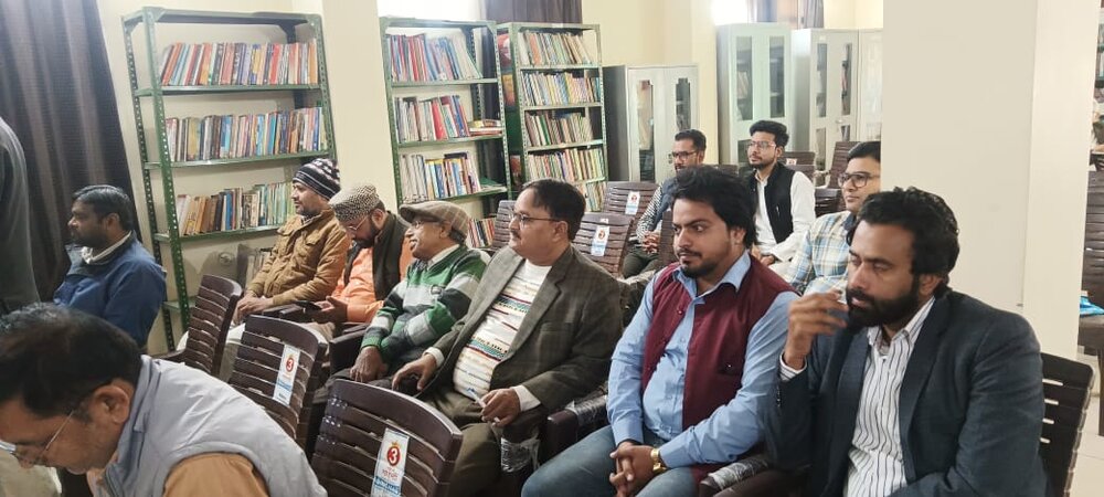 ایم جے خالد کی نظمیں اور غزلیں اپنی انفرادیت کے ساتھ دل پر اثر کرتی ہیں، پروفیسر صغیر افراہیم