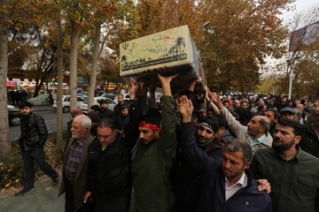 تصاویر / تشییع و تدفین شهید گمنام در اصفهان