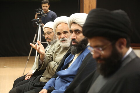 تصاویر/ گعده علمی با حضور حضور آیت الله فقیهی