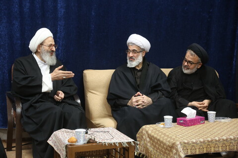 تصاویر/ گعده علمی با حضور حضور آیت الله فقیهی