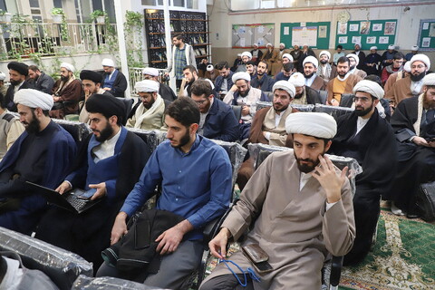 تصاویر/آیین نکو داشت آیت الله العظمی شیخ عبدالکریم حائری