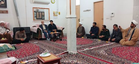تصاویر/ دیدار اعضای کمیته شهدای روحانیت با خانواده شهدای روحانی منطقه کاشان