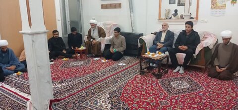 تصاویر/ دیدار اعضای کمیته شهدای روحانیت با خانواده شهدای روحانی منطقه کاشان