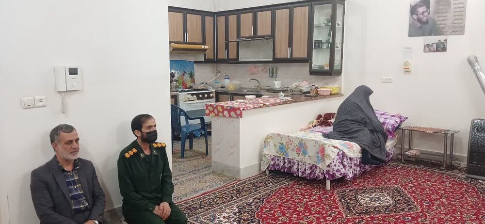 دیدار اعضای کمیته شهدای روحانیت کاشان با خانواده یک شهید روحانی