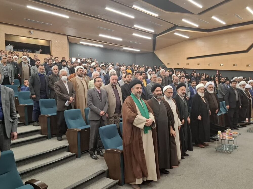 इस्लाम में "फ़ारेग़ुत तहसील" जैसी कोई चीज़ नहीं है