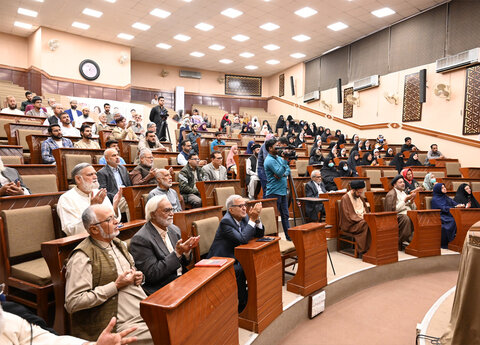 جامعہ کراچی میں سیمینار بعنوان ”اسلام میں عورت کا مقام“،حرم حضرت ابوالفضل العباس کے وفد کی خصوصی شرکت