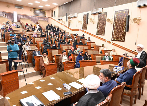 جامعہ کراچی میں سیمینار بعنوان ”اسلام میں عورت کا مقام“،حرم حضرت ابوالفضل العباس کے وفد کی خصوصی شرکت