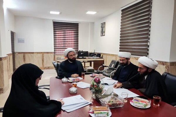 عناوین پیشنهادی برگزاری کرسی علمی - ترویجی مدارس علمیه خواهران اردبیل بررسی شد