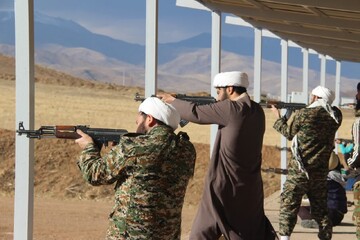 ارتقاء مهارت‌های نظامی و آمادگی دفاعی طلاب همدانی در رزمایش «الی بیت المقدس»