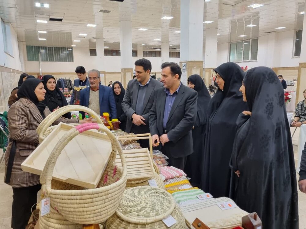 نمایشگاه توانمندیهای بانوان کاشان افتتاح شد