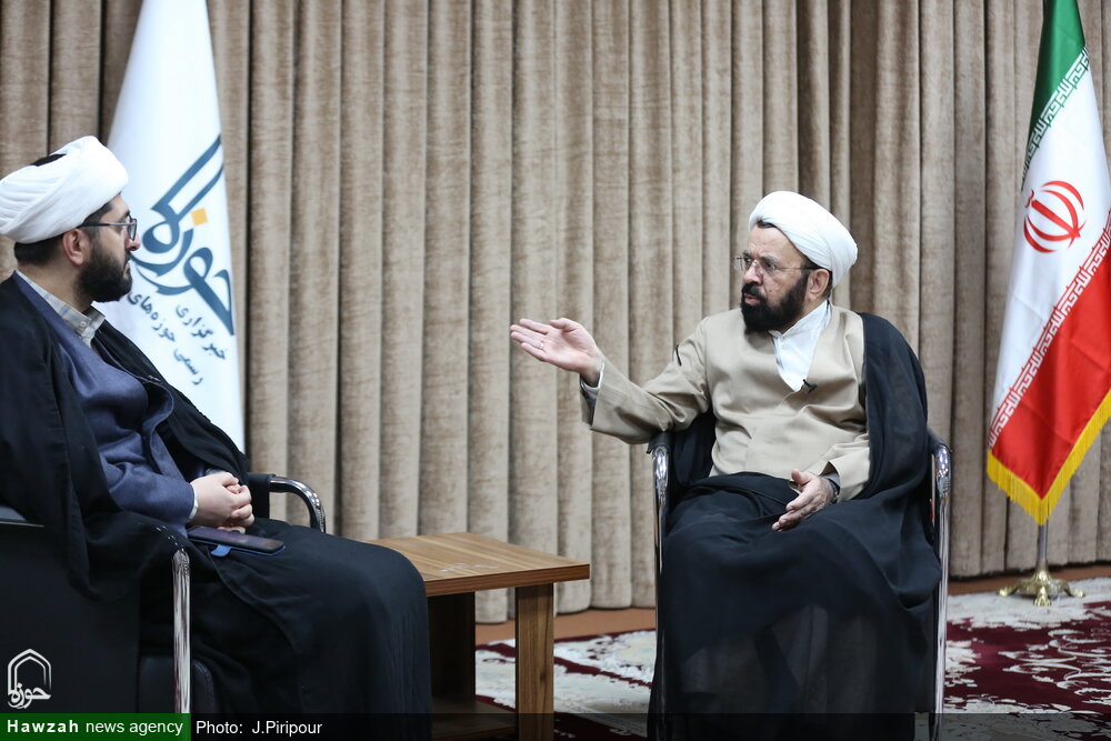 سواد خانواده | آیا آشنایی مجازی راه مطمئنی برای ازدواج است؟