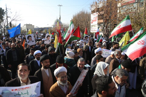 تصاویر/ راهپیمایی نمازگزاران قمی در محکومیت جنایات رژیم صهیونیستی وحمایت از مردم مظلوم لبنان و غزه