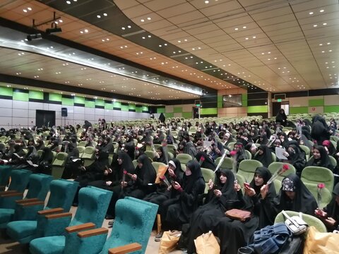 تصاویر/ برگزاری همایش طلاب خواهر جدیدالورود مدارس علمیه خواهران خوزستان