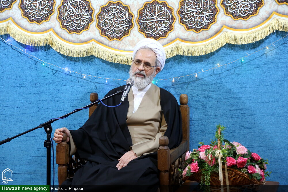 حوزه پایگاه اصلی گفتمان انقلاب و مقاومت است / نهاد حوزه در شرایط و حوادث سخت تسلیم هیچ موجی نمیشود