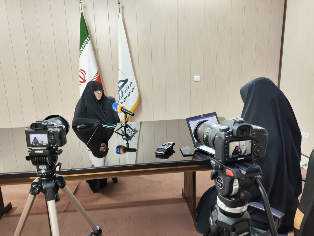 انقلاب اسلامی کی برکت سے خواتین نے علمی بلندیوں کو چھوا