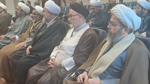 مراسم  اختتامیه سیزدهمین جشنواره علامه حلی حوزه علمیه استان تهران با حضور مسئولان مرکز مدیریت حوزه علمیه، حج الاسلام رحیمی صادق مدیر مرکز مدیریت حوزه علمیه استان تهران، اکبری مدیر مرکز خدمات حوزه علمیه استان تهران و اساتید و طلاب حوزه علمیه استان تهران در سالن اجتماعات مدرسه عالی شهید مطهری برگزار شد.