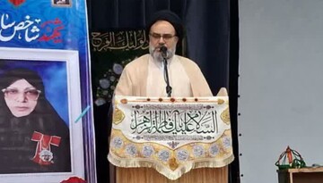 فیلم| دعوت امام جمعه جم از مردم جهت شرکت در یادواره شهدای شهر بهارستان