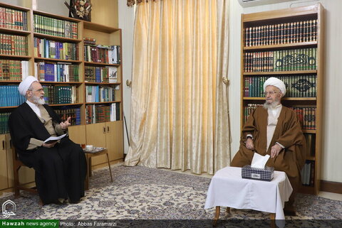 Photos/Ayatollah Arafi rencontre le Grand Ayatollah Makarem Shirazi