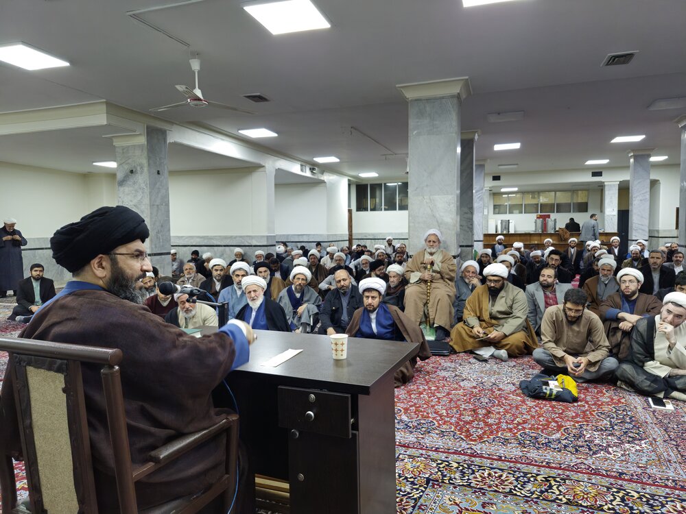 جہادِ تبیین علماء اور طلاب کی سب سے اہم ذمہ داری ہے