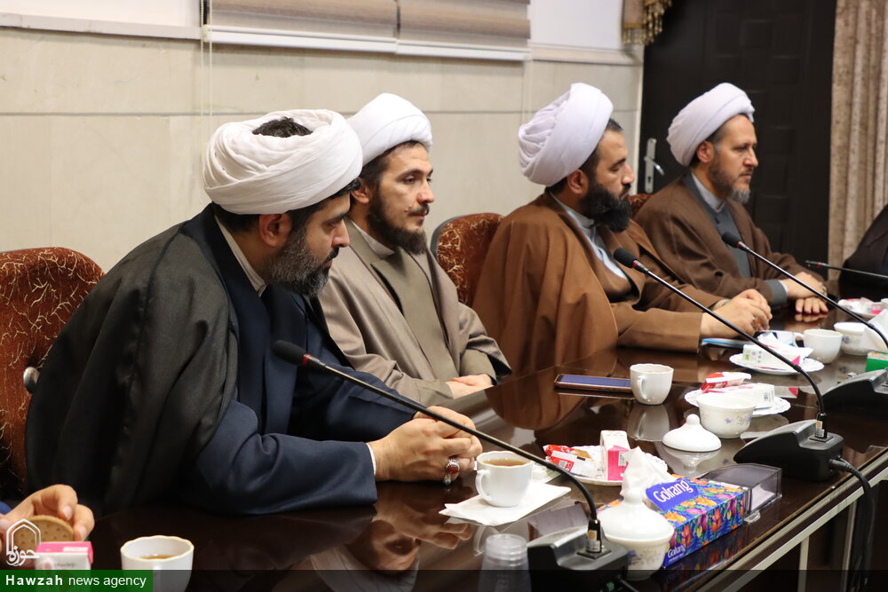 استاد مهمترین عامل در تربیت طلبه است / اساتید برای تربیت طلاب تمدنساز و آرامانگرا وارد میدان شوند