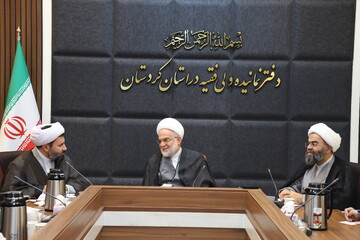 تصاویر/نشست مدیران حوزوی کردستان با نماینده ولی فقیه در استان