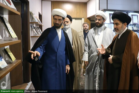 Photos/visite du représentant du Wali Faqih en Azerbaïdjan occidental de l'agence de presse Hawzah