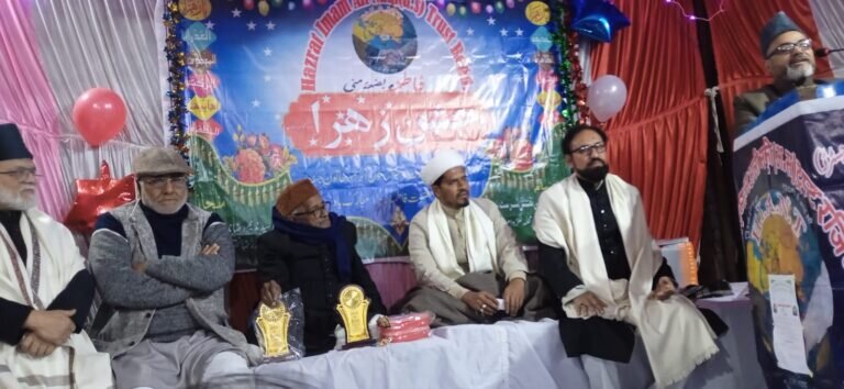 अमरोहा में प्राचीन महफिल-ए-मकासिदा "फातिमतो बिज़्अतुम मिन्नी" का आयोजन