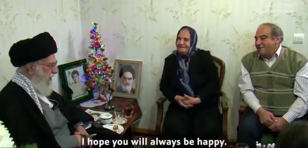 Imam Khamenei's visit of the family of a Christian Martyr