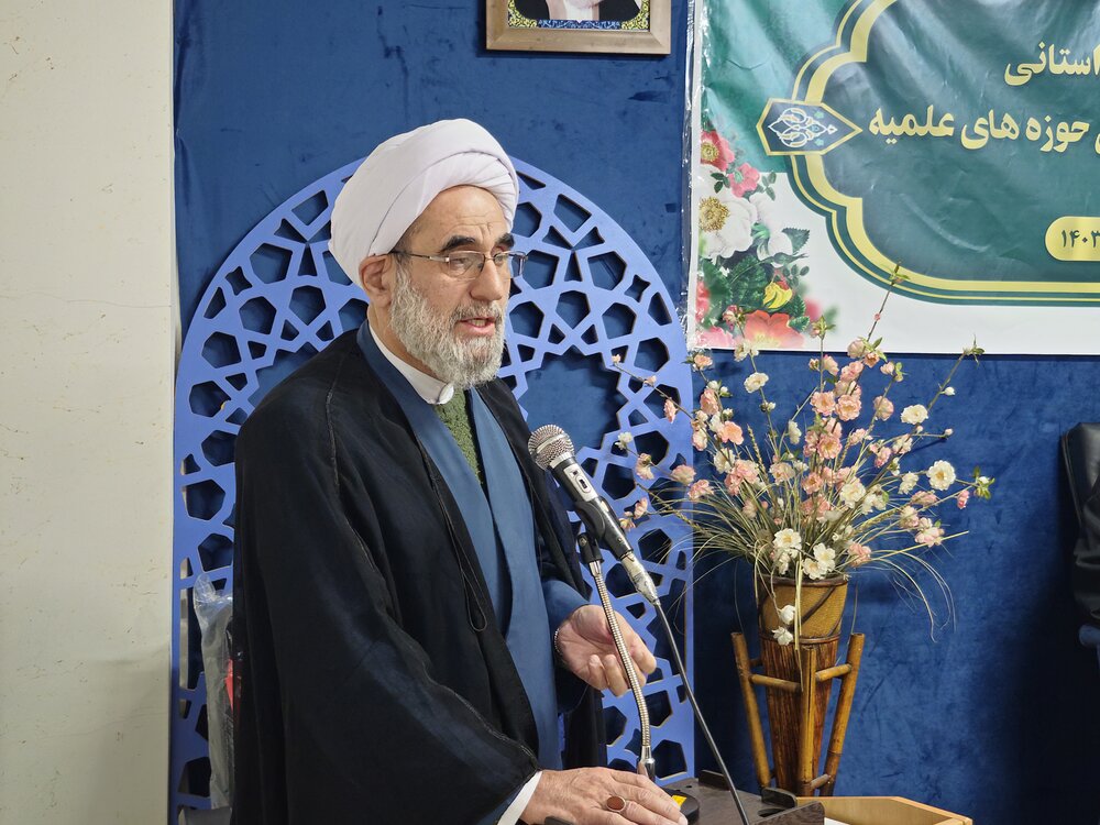 اجلاسیه نمایندگان استانی دفتر امور اجتماعی و سیاسی حوزههای علمیه / استوارمیمندی: حوزه علمیه راهبری فکری جامعه را برعهده دارد